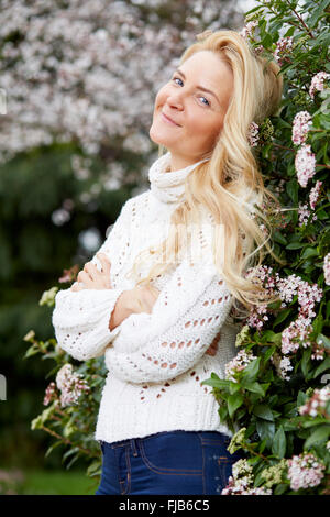 Schöne Mädchen im freien Stockfoto