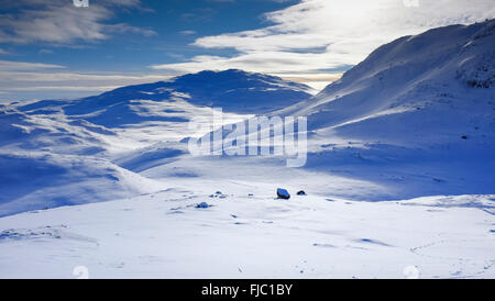 Blick über den Schnee bedeckt Totten Berg in Hemsedal, Norwegen Stockfoto