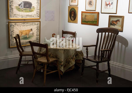 London, UK. 26. Februar 2016. Immobilien aus dem alten Pfarrhaus, Edensor und einschließlich Eigenschaft von Chatsworth, Deborah, Duchess of Devonshire, der letzte der Mitford Schwestern angehören geht auf Verkauf bei Sotheby's London am 2. März 2016. Stockfoto