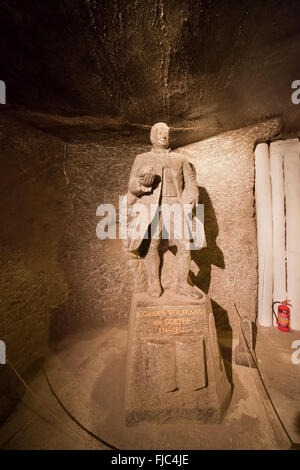 Europa, Polen, Salzbergwerk in Wieliczka, Skulptur von Johann Wolfgang von Goethe Stockfoto