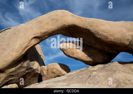 Felsbogen, Joshua Tree Nationalpark Kalifornien USA Stockfoto