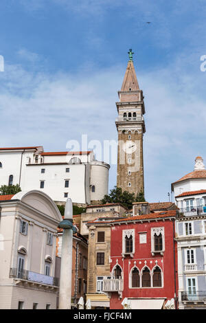 Malerische Piran alte Stadt Stadtbild von Tartini-Platz, Slowenien. Piran ist eine Stadt im Westen von Slowenien. Stockfoto