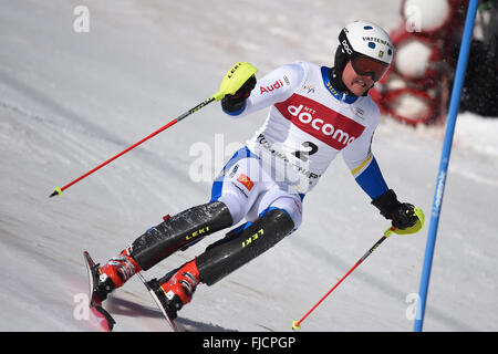 Yuzawa-Machi, Niigata, Japan. 14. Februar 2016. Mattias Hargin (SWE) Ski Alpin: FIS Ski Alpin Weltcup Herren Slalom in Yuzawa Naeba Naeba Ski Resort in Yuzawa-Machi, Niigata, Japan. © AFLO SPORT/Alamy Live-Nachrichten Stockfoto