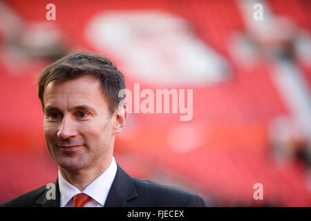 Gesundheitsminister Jeremy Hunt fotografiert an Altes Trafford Manchester Stockfoto