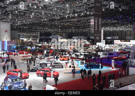 Genf, Schweiz. 2. März 2016. Ein Blick auf den Genfer Autosalon am zweiten Tag der Presse in Genf, Schweiz, 2. März 2016. Die Show wird für die Öffentlichkeit vom 03. bis 13. März 2016 offen. Foto: ULI DECK/Dpa/Alamy Live-Nachrichten Stockfoto