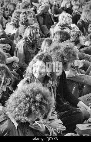 Das Aldermaston Peace Festival, April 1972. Eine kostenlose Musikfestival statt, das Ende ein Anti Atom Marsch von London nach Aldermaston Stockfoto