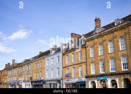 High Street Gebäude, Chipping Norton, Oxfordshire, England Stockfoto