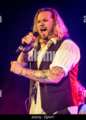 Nathan James von Inglorious auf Lead-vocals Stockfoto