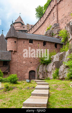 Schloss / Chateau du Haut Koenigsbourg, Orschwiller, Alsace Wine Road, Bas Rhin, Frankreich Europa Stockfoto