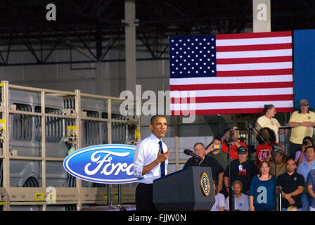 Liberty, Missouri, USA, 20. September 2013 Präsident Barack Obama spricht im Montagewerk für Ford Credit: Mark Reinstein Stockfoto