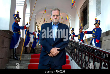 Reisejournalist Peter Greenberg im Präsidentenpalast in Quito, Ecuador Stockfoto