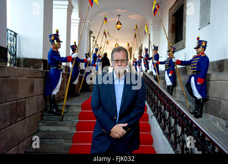 Reisejournalist Peter Greenberg im Präsidentenpalast in Quito, Ecuador Stockfoto