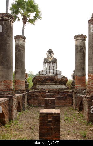 Yadana Hsemee Pagode, Inwa, Mandalay, Myanmar Stockfoto