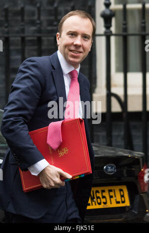 2. März 2016. Cabinet Office Minister Matthew Hancock kommt bei der wöchentlichen Kabinettssitzung in 10 Downing Street, London. Stockfoto