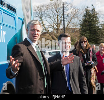 Sidcup, UK. 3. März 2016.Zac Goldschmied, Bürgermeisterkandidat Werbetätigkeit in Sidcup London Borough of Bexley Credit: Keith Larby/Alamy Live News Stockfoto