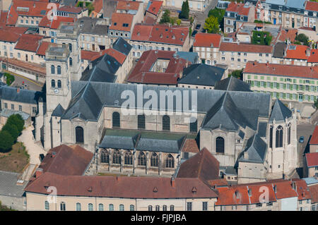 Meuse (55), Ville de Verdun, Cathedrale Notre Dame de Verdun (Vue Aerienne) / / Frankreich, Meuse (55), Verdun Stadt, Notre Dame de V Stockfoto