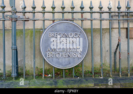 Melden Sie für Brecon oder Brcknock Museum im Zentrum von Brecon, Powys Stockfoto