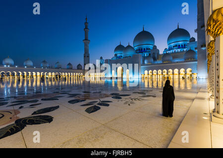 Sheikh-Zayed-Moschee, Scheich Zayed Grand Moschee, Abu Dhabi, Emirat Abu Dhabi, Vereinigte Arabische Emirate Stockfoto