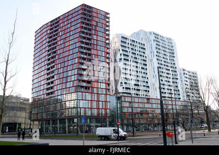 Neue High-Rise Wohnung Komplex "De Calypso" am Westersingel Kanal und Mauritsweg Street, Rotterdam, Niederlande Stockfoto