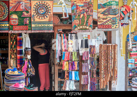 Souvenirläden Playa del Carmen Mexiko Stockfoto