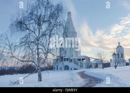 Blick auf die Kirche Christi Himmelfahrt (1532), das erste Zelt-Dach-Stein Kirche in Kolomenskoje, Moskau, Russland Stockfoto