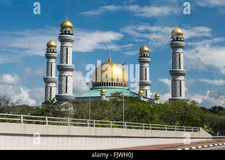 Masjid Sultan Haji Hassanal Bolkiah Moschee in Bandar Seri Begawan, Sultanat von Brunei Darussalam. Stockfoto