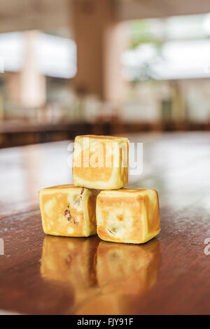 Nahaufnahme von Cube-rote-Bohnen-Brötchen Stockfoto