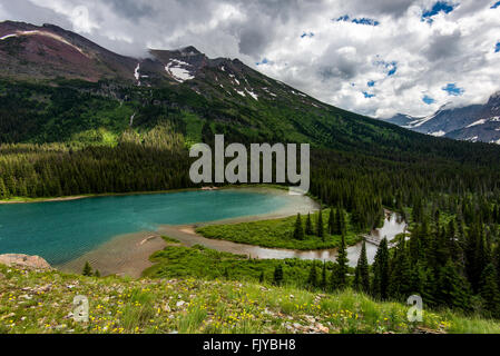 Landschaft-Berg und See in Glacier Nationalpark Stockfoto