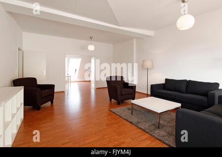 Möblierte Wohnung im Dach des Schoenhauser Allee. Stockfoto