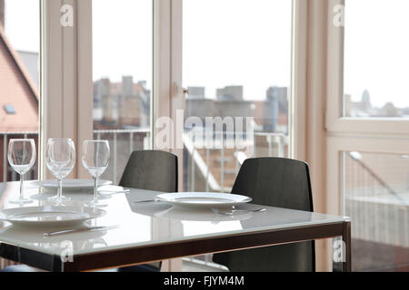 Möblierte Wohnung im Dach des Schoenhauser Allee. Stockfoto