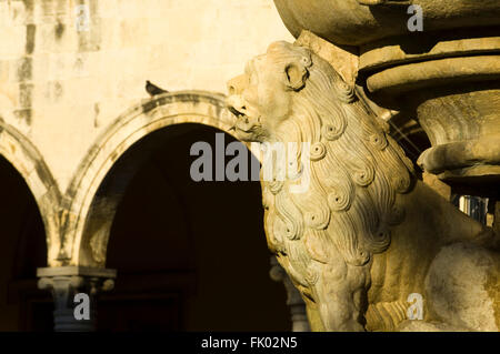 Griechenland, Kreta, Heraklion, Morosini-Brunnen Und Postkartenansichten Loggia der Platia Eleftheriou Venizelou Stockfoto