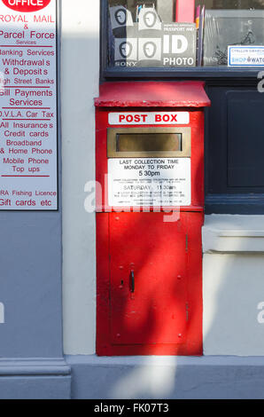 Alte Wand-Briefkasten in Hay-on-Wye Stockfoto