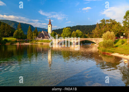 Kirche St. Johannes der Täufer, See Bohinj, Slowenien Stockfoto