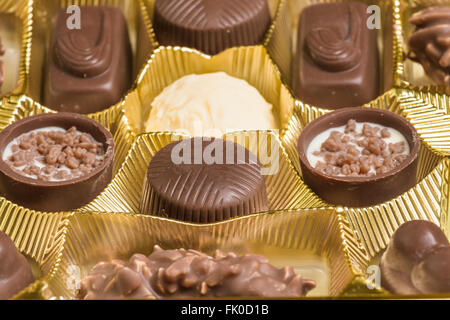 Pralinen von verschiedenen Arten in einer box Stockfoto