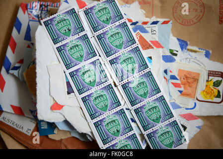 Green Shield Stamps erstellt von Richard Tompkins in 1960er Jahren verliehen an UK Retail-Kunden in der High Street speichert Big 10 Stockfoto