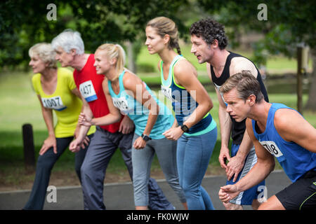 Marathon-Athleten am Start Stockfoto