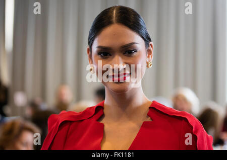 New York, Vereinigte Staaten von Amerika. 4. März 2016. Miss Universe 2015 Pia Alonzo-Wurtzbach besucht die 2016 Weltfrauentag Day jährlichen Auszeichnungen Luncheon heute am Hauptsitz UNO in New York. Bildnachweis: Luiz Rampelotto/Pacific Press/Alamy Live-Nachrichten Stockfoto