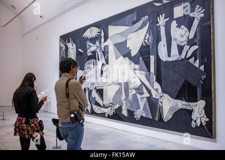 Das Gemälde "Guernica" von Picasso, nationalen Kunstmuseum Reina Sofia, Madrid, Spanien. Stockfoto