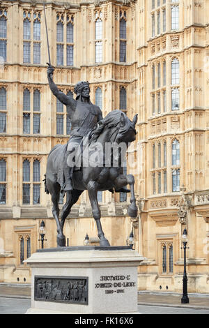 Statue von Richard I Löwenherz, Löwenherz in London in der Nähe von Westminster palace Stockfoto