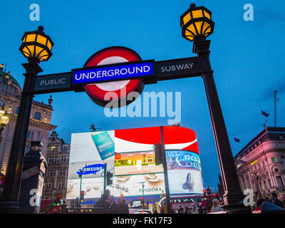 Piccadilly u-Bahnstation Stockfoto