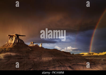 Die Flügel, bizarren Felsformationen in Bisti Badlands, New Mexico, USA Stockfoto