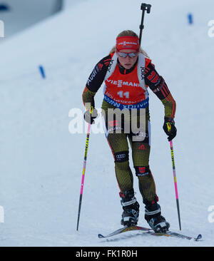 Oslo Holmenkollen, Oslo, Norwegen. 5. März 2016. IBU Biathlon-Weltcup. Tag eins. Franziska Hildebrand von Deutschland konkurriert in der Damen-7,5 km-Sprint-Wettkampf während der IBU Biathlon-Meisterschaften in Holmenkollen Oslo, Norwegen. Bildnachweis: Aktion Plus Sport/Alamy Live-Nachrichten Stockfoto