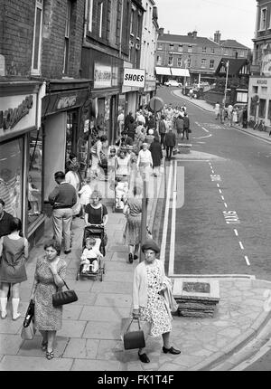 Belebten Hauptstraße Markt Provinzstadt Wellington Shropshire 1960er Jahre Stockfoto