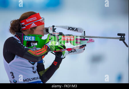 Oslo Holmenkollen, Oslo, Norwegen. 6. März 2016. IBU Biathlon Weltmeisterschaften. Laura Dahlmeier Deutschland konkurriert im Verfolgungswettkampf Damen 10km während der IBU Biathlon-Meisterschaften in Holmenkollen Oslo, Norwegen. © Aktion Plus Sport/Alamy Live-Nachrichten Stockfoto