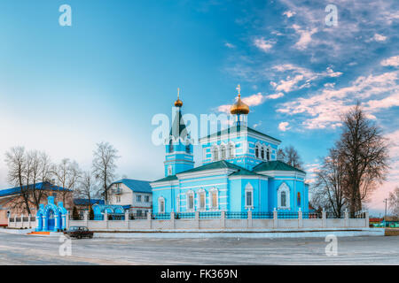 St. John Korma-Klosterkirche in Korma Dorf, Dobrush Bezirk, Belarus. Berühmte orthodoxe Kirche. Stockfoto