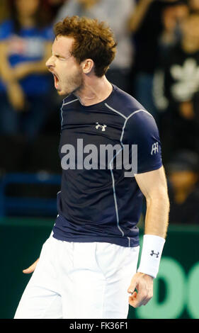 Barclaycard Arena, Birmingham, UK. 6. März 2016. Davis Cup Tennis World Group ersten Runde. Großbritannien im Vergleich zu Japan. Der Brite Andy Murray feiert Matchball am Ende seiner Einzel-Match gegen Japans Kei Nishikori am Tag 3 der Krawatte. Bildnachweis: Aktion Plus Sport/Alamy Live-Nachrichten Stockfoto