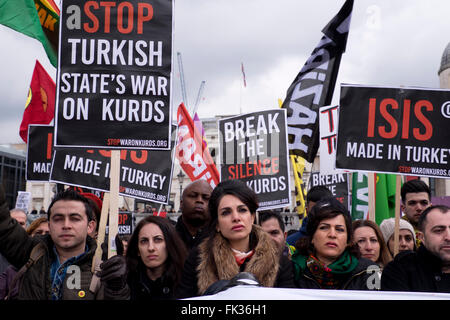 Kurden bitten die Regierung des Vereinigten Königreichs zu brechen ihre Stille und Stop Unterstützung türkischer Staat War auf Kurden & Ende Massenmord der kurdischen Stockfoto