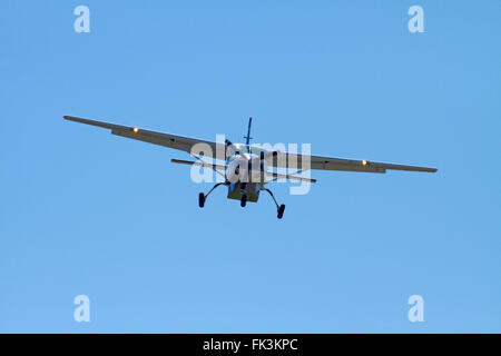 Luft-Milford touristischen Flugzeug (Cessna 208) Landung am Flughafen Queenstown, Otago, Südinsel, Neuseeland Stockfoto