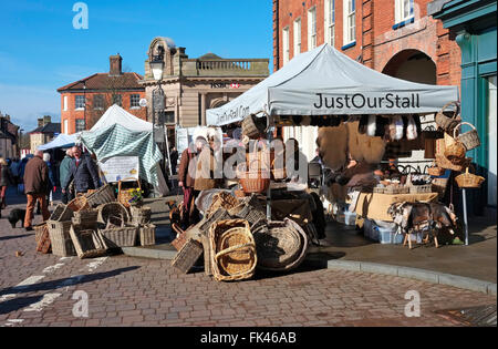 Fakenham Stadtzentrum Markttag, Norfolk, england Stockfoto