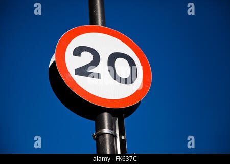 20 km/h Höchstgeschwindigkeit in Haringey, North London eingeführt Stockfoto